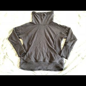 Lululemon sweatshirt
